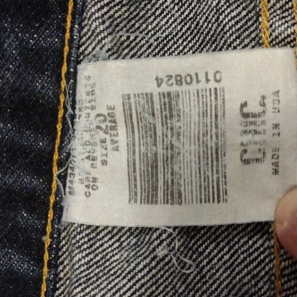 Chic vintage jeans . - Picture 3 of 12